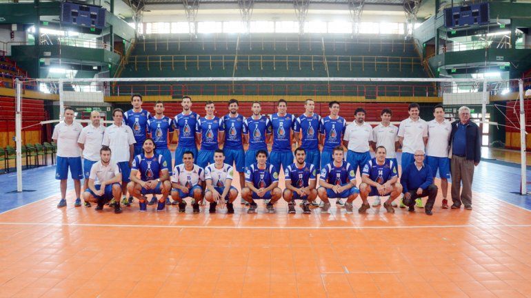 El plantel de Gigantes en la foto de la presentación del equipo el viernes pasado. Nace una nueva ilusión.