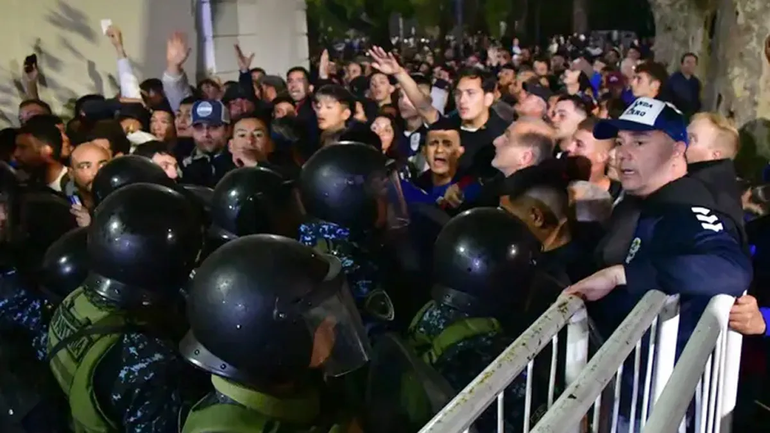 Detuvieron al jefe del operativo policial del trágico Gimnasia-Boca