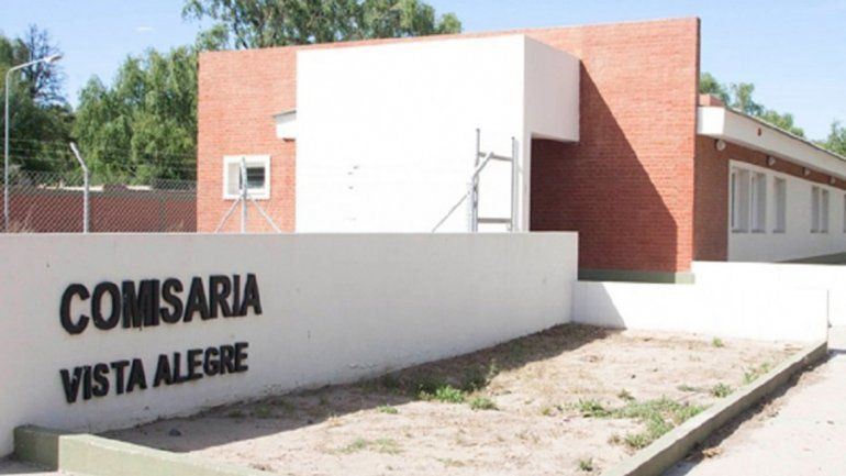 Cuatro detenidos tras una persecución: quisieron atropellar y acuchillar a la policía