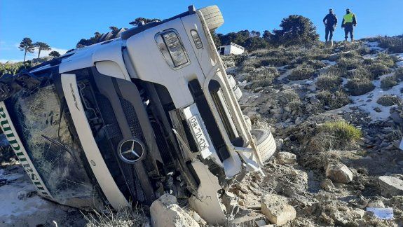 Pino Hachado: tuvo problemas con los frenos y volcó