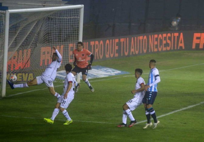 Video: ¿Golazo olímpico de Chancalay o en contra de Sccoco?
