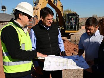 El intendente realizó un recorrido por la obra.