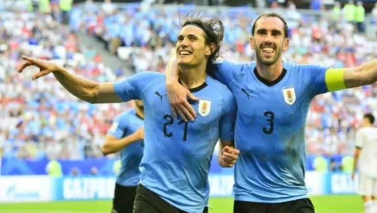 El consejo que le dio Godin a Cavani para terminar su mala racha en Boca
