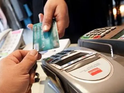 Disminuye el consumo con tarjetas de crédito