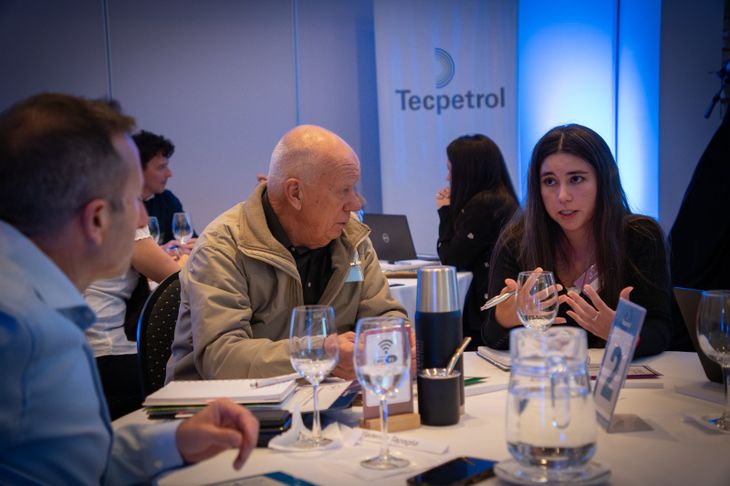 Más de 2.600 estudiantes ya participaron de GenEra Neuquén, que ahora proyecta su próxima etapa. Más de 2.600 estudiantes ya participaron de GenEra Neuquén, que ahora proyecta su próxima etapa.