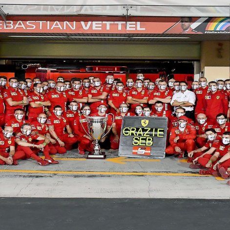 Sebastian Vettel tuvo un gesto hacia el equipo Ferrari tras el Gran Premio de Abu Dhabi que sorprendió a todos. Mirá el video.