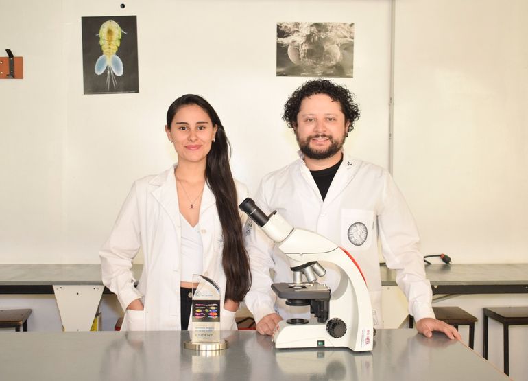 En la foto, la pareja de jóvenes estudiantes de la UNCo. En la foto, la pareja de jóvenes estudiantes de la UNCo.