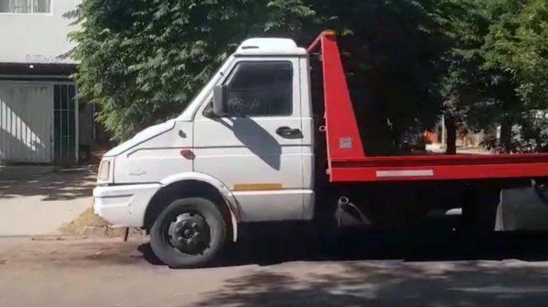 Secuestran en Neuquén una grúa con la que robaban autos en Cipolletti