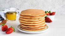 Pancakes mega esponjosos con pocos ingredientes: cómo hacer la receta original para un desayuno sabroso Pancakes mega esponjosos con pocos ingredientes: cómo hacer la receta original para un desayuno sabroso