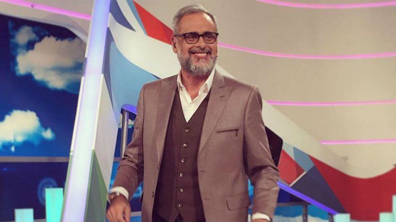 Rial difundió una noticia falsa y TN lo cruzó en Twitter