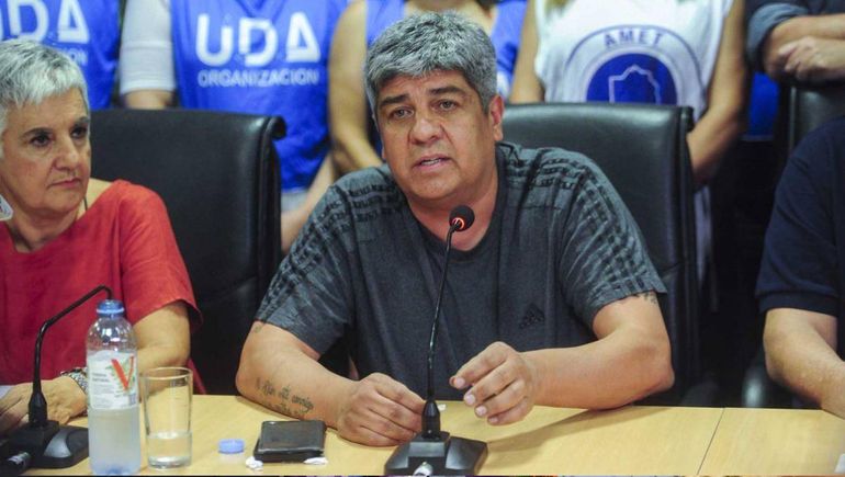 Pablo Moyano habló sobre lo que viene con la Ley Bases, y José Luis Espert lo trató de simio. Pablo Moyano habló sobre lo que viene con la Ley Bases, y José Luis Espert lo trató de simio.