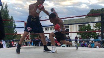 Una de las tantas manos que metió El Rayo Godoy. Una de las tantas manos que metió El Rayo Godoy.