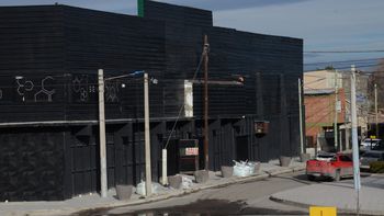 la muni ratifica que el boliche sens no esta habilitado y sale al cruce de la venta de entradas la muni ratifica que el boliche sens no esta habilitado y sale al cruce de la venta de entradas