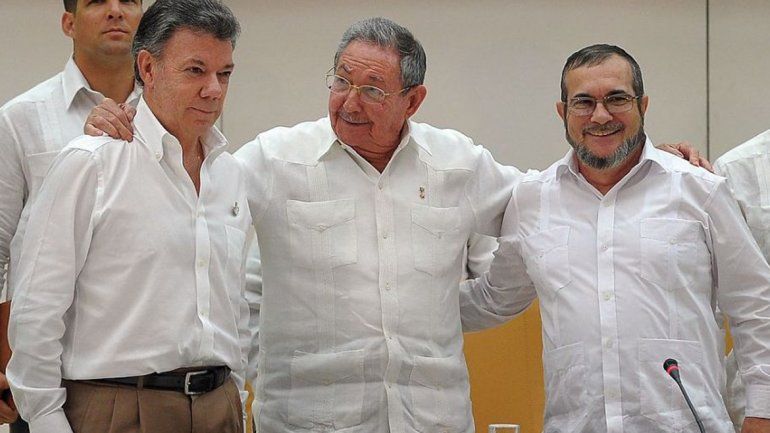 El Gobierno colombiano y las FARC acordaron un alto el fuego