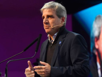 El ministro aseguró que la economía se va a llevar puesta a la política en el año electoral”. El ministro aseguró que la economía se va a llevar puesta a la política en el año electoral”.