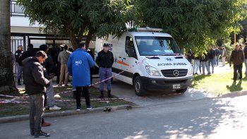 hallan muertos a la esposa e hijo del senador luis naidenoff