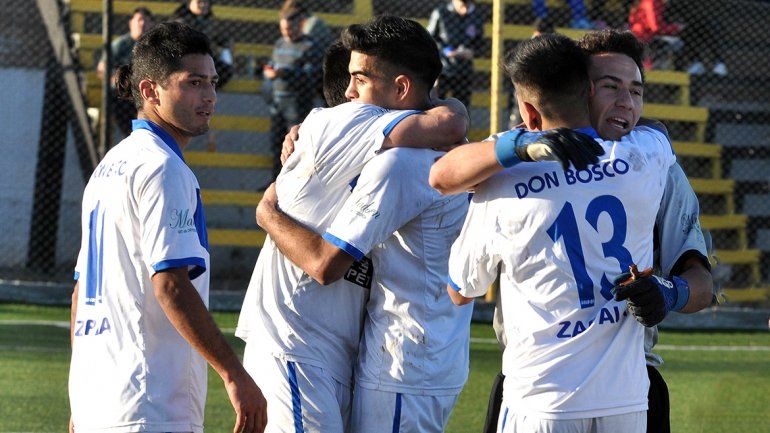 En Lifune puede haber doble vuelta olímpica