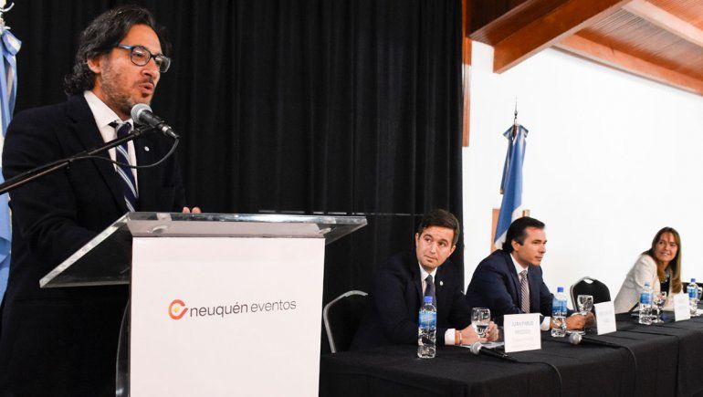 Firman el convenio para dar abogados gratis a las mujeres