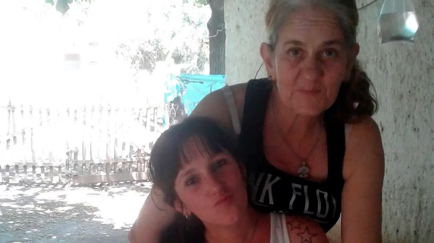 Asesinó a su madre y llamó a la policía: Era peor que una nena de 2 años