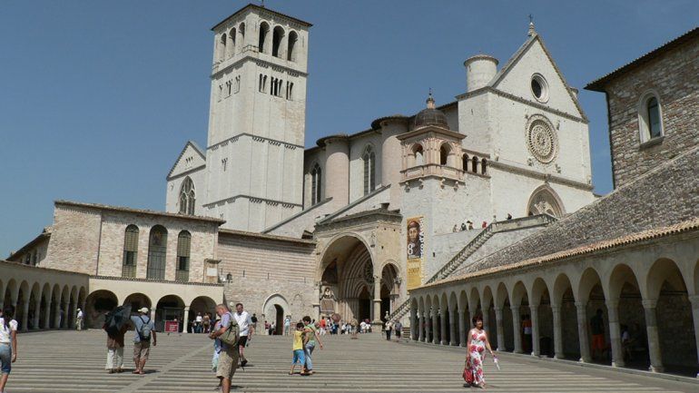 La pareja que acredite a los nueve meses que nació el bebé será beneficiada.