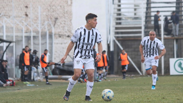 Fernando Pettinerolli es titular desde hace varias temporadas en Cipolletti.&nbsp;