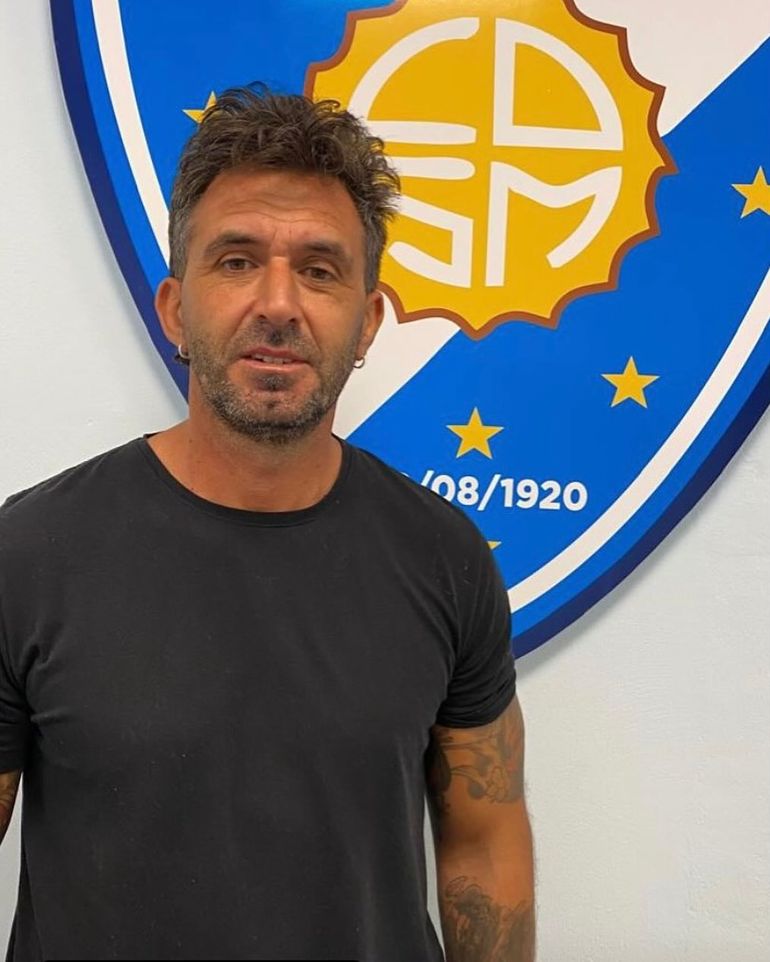 Mario Martínez es el nuevo entrenador de Sol de Mayo. Mario Martínez es el nuevo entrenador de Sol de Mayo.