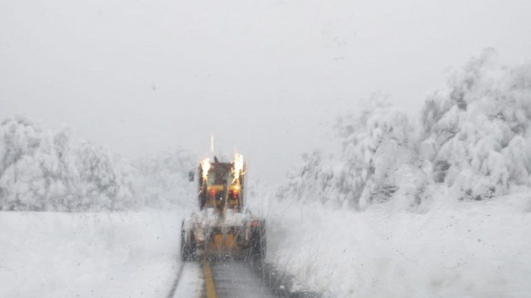 Por las malas condiciones climáticas cerraron la mayoría de los pasos fronterizos