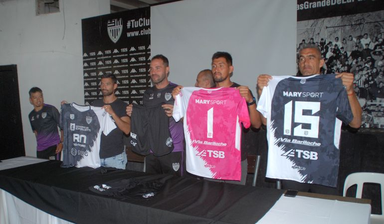 Meza, Alecha, Crespo y Berra. 