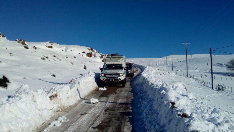 Montaron un operativo para trasladar al hospital a un joven de Hulqui Menuco