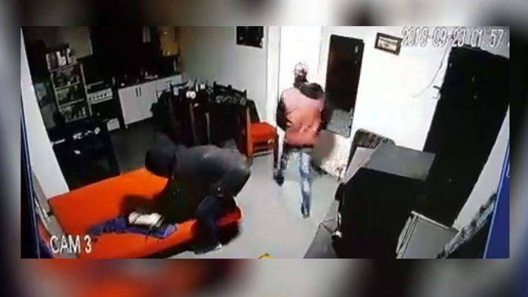 Tras robarle a su vecina quedó libre y ahora sí va a la cárcel por amenazarla de muerte