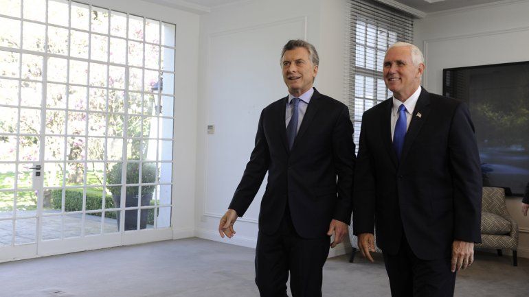Pence felicitó a Macri por los audaces programas de cambio