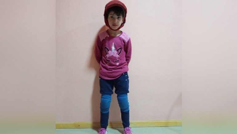 Jazmín necesita viajar para un control médico y la obra social no lo cubre