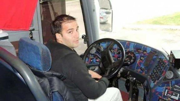 Los sobrevivientes aseguran que le pidieron al chofer que bajara la velocidad.