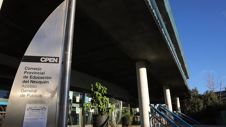 La ministra de Educación se refirió a la medida de fuerza lanzada por ATEN Capital para este jueves.