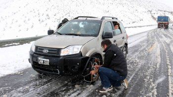 ¿como se colocan las cadenas para la nieve y que hacer ante problemas en ruta? ¿como se colocan las cadenas para la nieve y que hacer ante problemas en ruta?