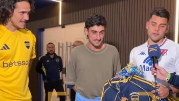 el emotivo momento donde nacho russo recibio la camiseta homenaje de boca a su padre el emotivo momento donde nacho russo recibio la camiseta homenaje de boca a su padre