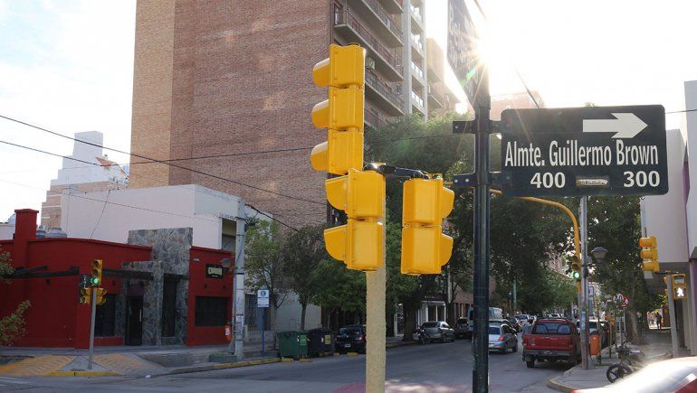 Habilitan los semáforos de calle Belgrano para ordenar el tránsito