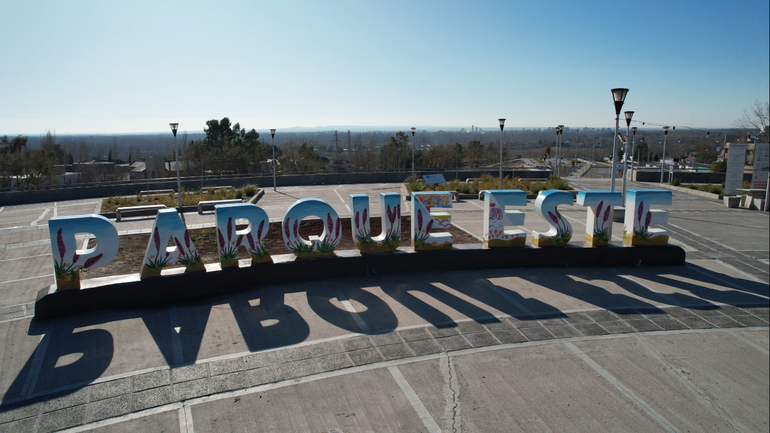 Ciudad Selfie: la costa del río Neuquén desde una mirada particular
