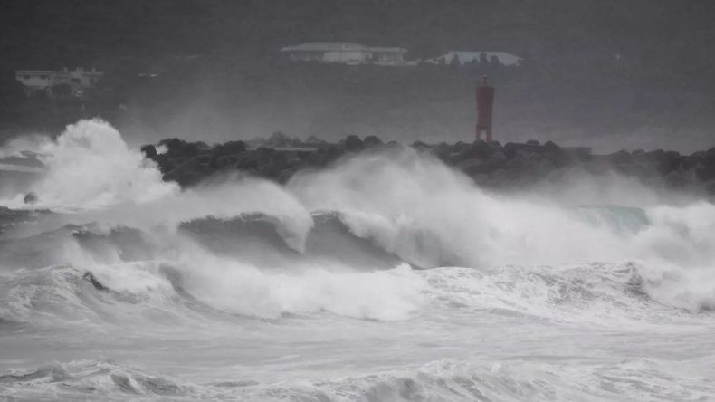 El tifón Haishen arrasa el sur de Japón: millones de evacuados