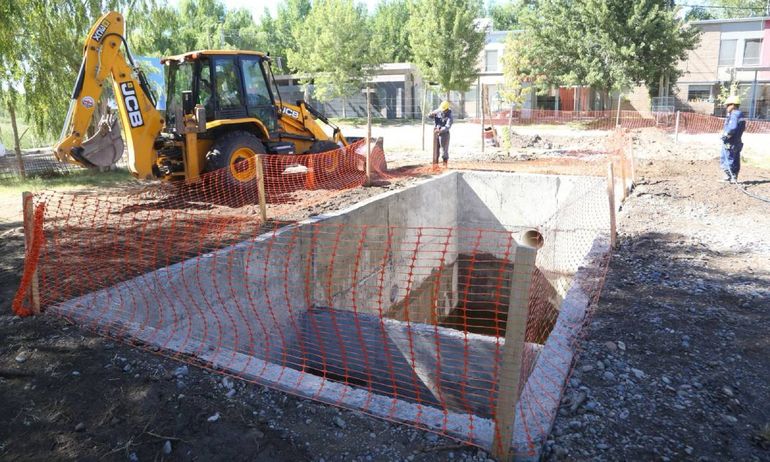 Las obras pluviales en Neuquén. Las obras pluviales en Neuquén.