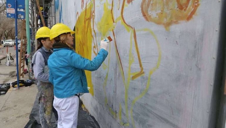 Los artistas neuquinos resignifican las paredes y el vandalismo con arte. Los artistas neuquinos resignifican las paredes y el vandalismo con arte.