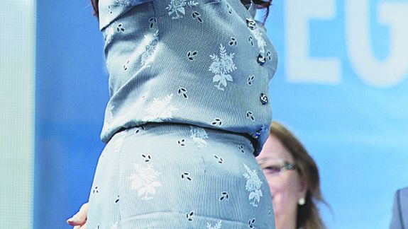 Cristina Kirchner, según el diputado Eduardo Valdés, sería candidata.
