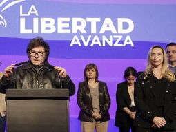La reunión convocada por el Gobierno tiene como objetivo aprobar la reforma laboral. La reunión convocada por el Gobierno tiene como objetivo aprobar la reforma laboral.