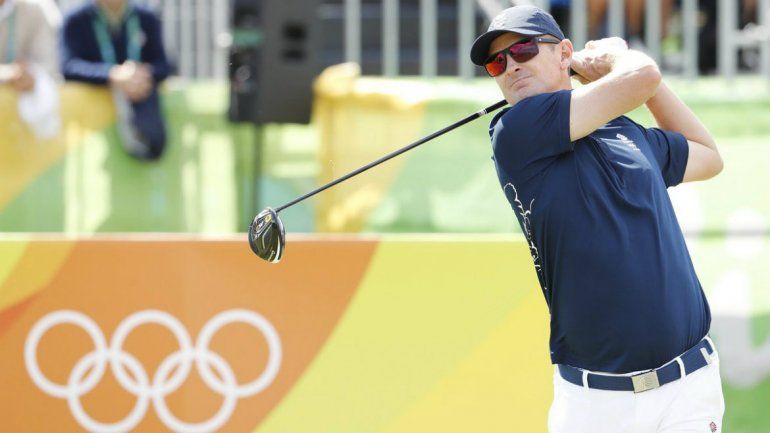 En la vuelta del golf, logra el primer hoyo en uno de la historia olímpica