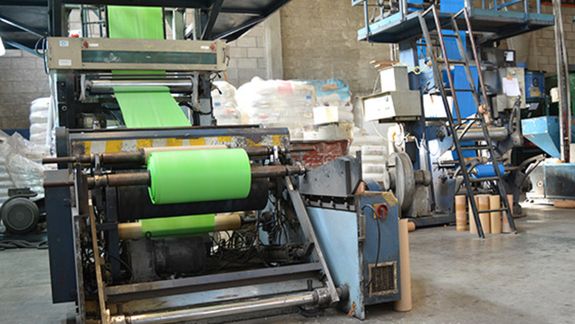 Industria: en abril la mitad de los sectores bajaron la producción en Argentina