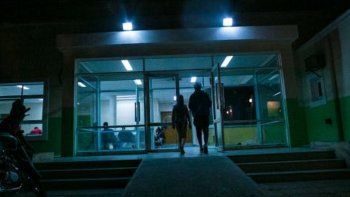 Atacan a un hombre y le dan un tiro en un brazo para robarle - Fue asistido en el Hospital Zatti. Atacan a un hombre y le dan un tiro en un brazo para robarle - Fue asistido en el Hospital Zatti.