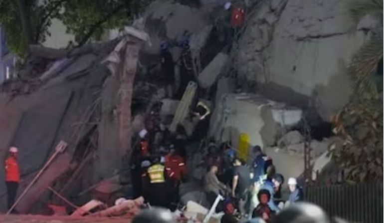 El Ministerio de Comunicación venezolano informó que el rescate se realizó en un edificio de Los Corales.