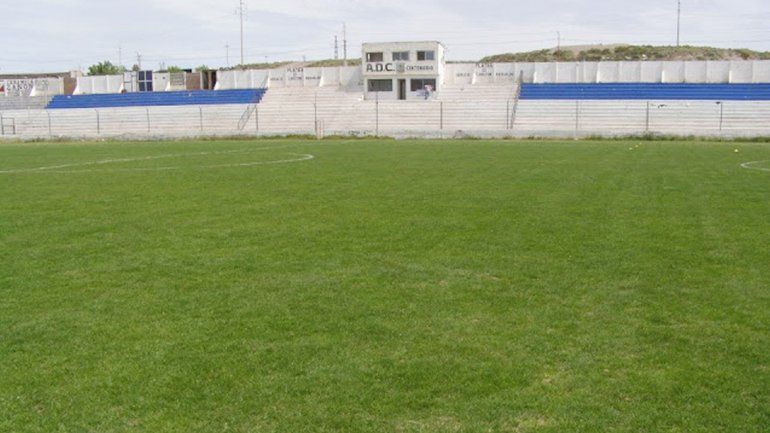 La cancha de Centenario no vio acción en Primera por un acto violento.