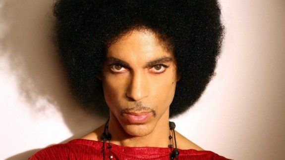 Prince en su casa de Minnesota a los 57 años.
