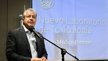 El gobernador Rolando Figueroa presidió la inauguración del flamante Laboratorio de Toxicología. El gobernador Rolando Figueroa presidió la inauguración del flamante Laboratorio de Toxicología.